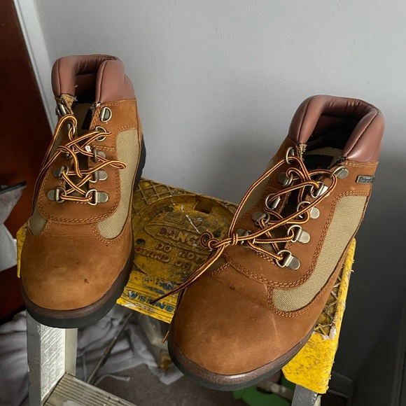 Timberlands - Picture 3 of 3